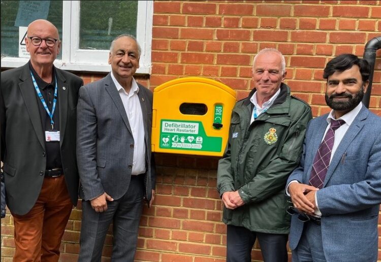 Tony Jones, SCAS governor; Miah Saleem, PCC Co-Chair; Prof Sir Keith Willett, Chair at SCAS; and Amjad Tarar, PCC Trustee, at the unveiling. Picture: South Central Ambulance Service.