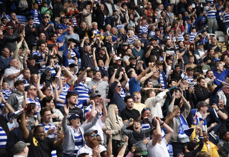 Reading FC fans