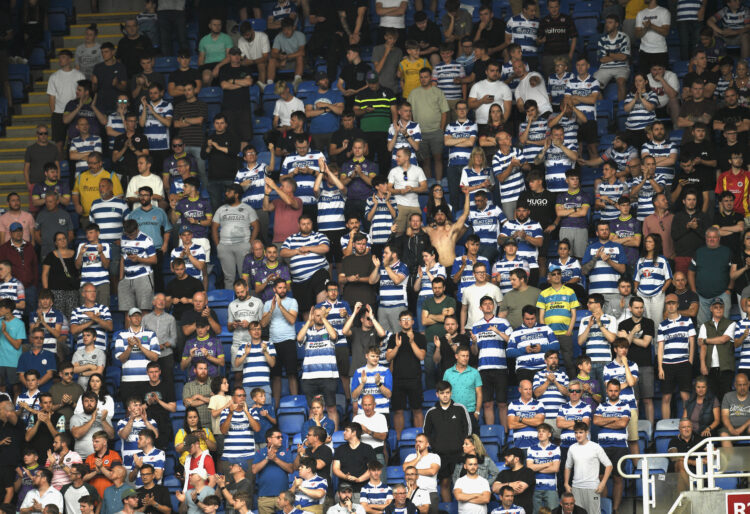 Reading FC fans