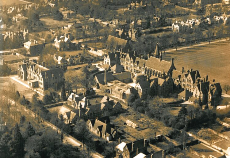 Reading School.