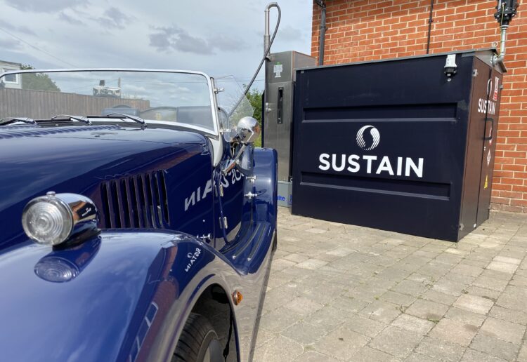 Richard Thorne Classic Cars launches Berkshire?s first public roadside biofuel pump from SUSTAIN, one of only two in the UK. Picture: RTCC