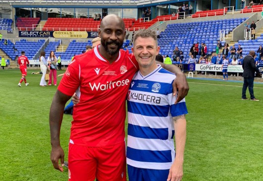 Reading FC legends Jason Roberts (left) and Jamie Cureton (right)
