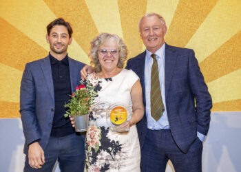 PRIDE OF READING AWARDS: Kathryn Burgoyne wins Neighbourhood Champion 