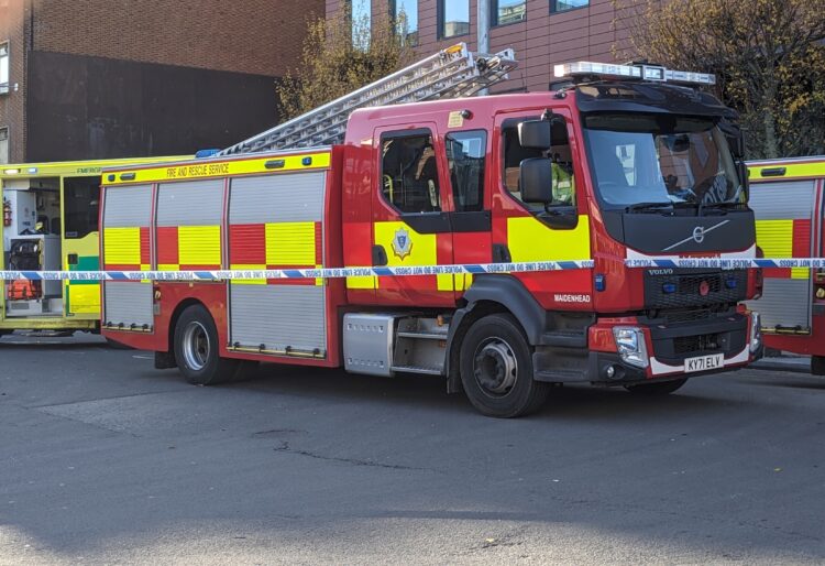 Royal Berkshire Fire and Rescue Service has warned that it is currently responding to a fire in Cardiff Road, Reading, which it says also involves hazardous materials.