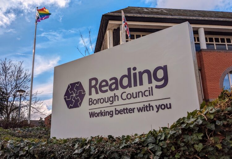 Reading Borough Council has announced it intends to submit a proposal which keeps Tilehurst as part of Berkshire amid potential boundaries shake-up.