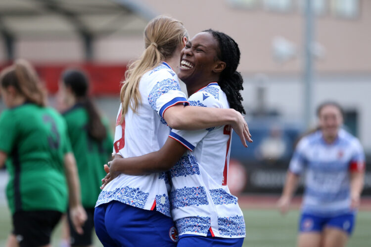 Reading FC Women v Kidlington Youth Pictures: Neil Graham, NGSportsPhotography