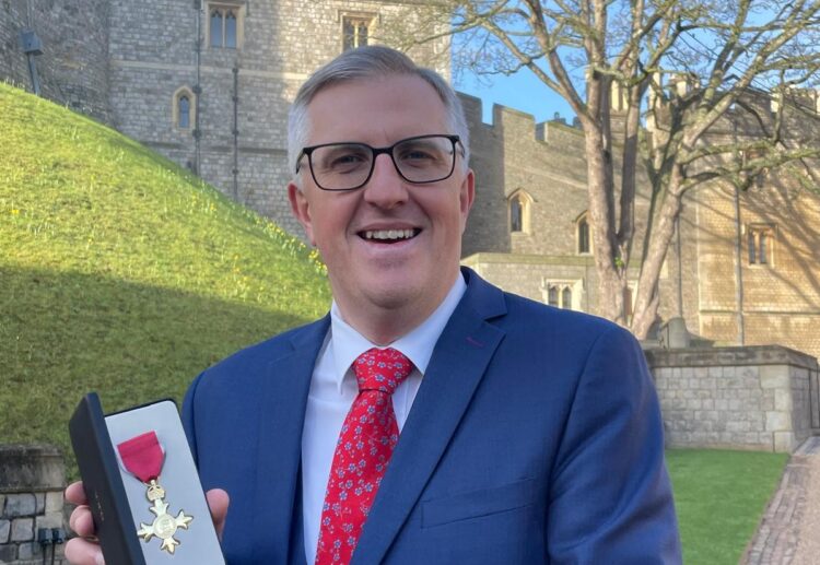 Andrew Charlton-Perez