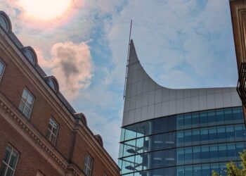 Knights completes Reading office move with further growth planned