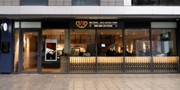 Chinese café and kitchen opens in Reading town centre