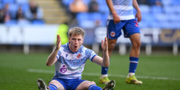 PICTURE GALLERY: Reading FC falter after letting lead slip in race for play-offs