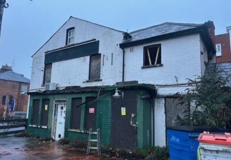 The former Battle Inn pub at the junction of Bedford Road and Oxford Road in Reading. Credit: Anrish Properties Ltd