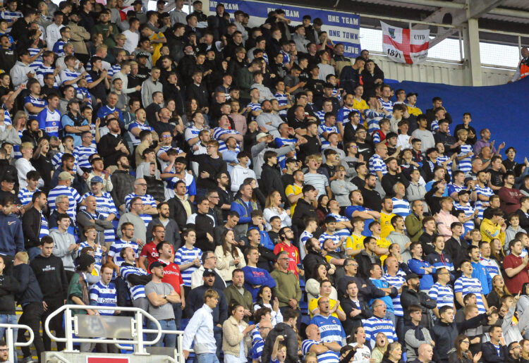 Reading FC fans