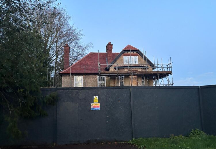 The house in Albert Road, Caversham Heights, at the junction with Chelford Way, which has been sealed off since 2022. Credit: James Aldridge, Local Democracy Reporting Service