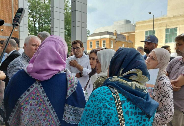The tense scene outside the Reading Borough Council offices where taxi and school transport drivers voiced their frustrations about the council's vehicle age and emissions policies. Credit: James Aldridge, Local Democracy Reporting Service
