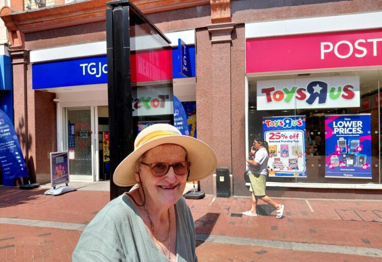 Susan Arstall, 78, from West Reading who had visited TG Jones in Broad Street, Reading town centre. Credit: James Aldridge, Local Democracy Reporting Service