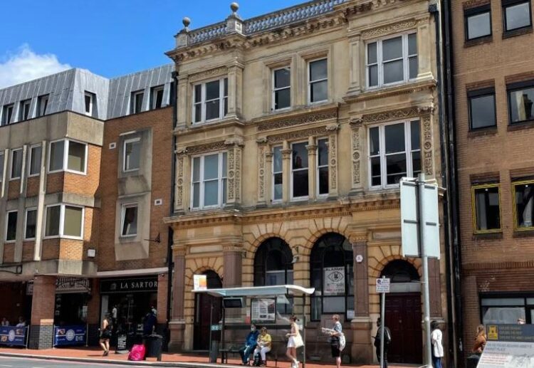 13-16 Market Place, Reading, which used to be occupied by Natwest bank. Credit: Danks Badnell